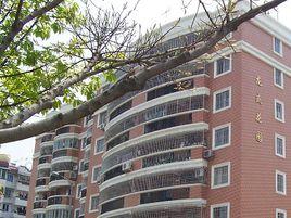 龍盛花園 龍盛花園