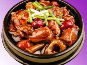 燒汁鹿排煲 燒汁鹿排煲