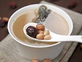 大魚頭煲花生湯 大魚頭煲花生湯