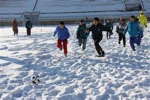 雪地足球