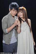 周定緯-兩個人的荒島MV