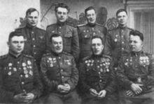 坦1集軍委會，前排右二為卡圖卡夫