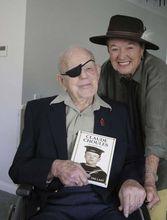 喬勒斯和女兒達夫妮2009年在珀斯的合影