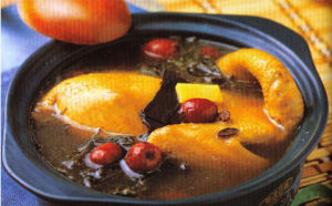 香附陳艾燉雞 香附陳艾燉雞