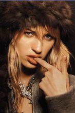 薩拉&middot;齊夫