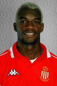 瓦格內烏·埃盧瓦 瓦格內烏·埃盧瓦