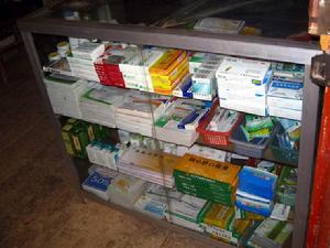 夫場人口衛生-藥櫃