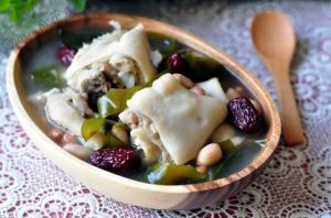 紅棗海帶煲豬手 紅棗海帶煲豬手