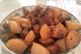 紅燒肉燉土豆 紅燒肉燉土豆