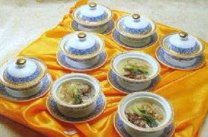 蟲草菌燴魚翅 蟲草菌燴魚翅