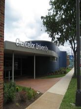 錢斯勒大學 錢斯勒大學