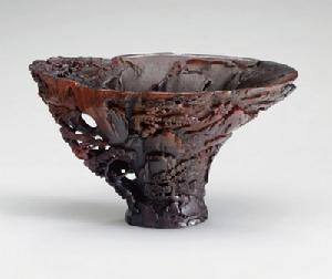 （圖）清犀角鏤雕山水人物杯