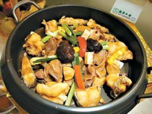 大鑊羊腩燜海魚甘