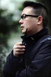 沈東[中國內地導演]