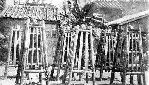 因一事“康熙”盛怒!一才子死後兩年被掘墳碎屍,兩千人跟著遭殃 因一事“康熙”盛怒!一才子死後兩年被掘墳碎屍,兩千人跟著遭殃