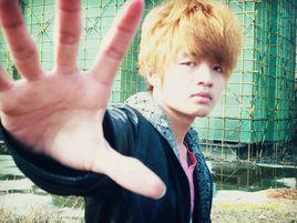 一個人[網路歌手煜傑演唱的歌曲]