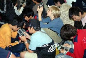 nds[任天堂公司第三代掌上遊戲機]