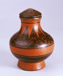 彩繪雲氣紋漆壺 彩繪雲氣紋漆壺