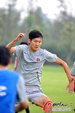 跟隨成都隊訓練