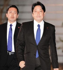 防衛大臣 防衛大臣