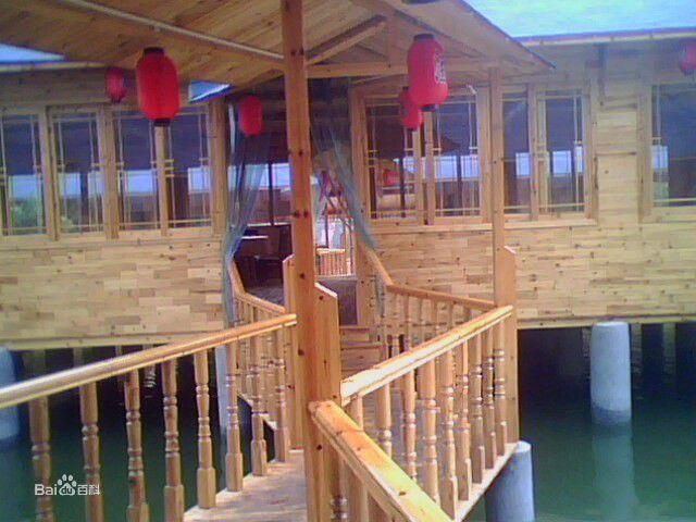 大界村龍門山莊