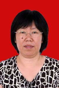 物理&middot;李海燕博愛慈祥  沉穩幹練