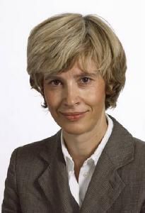 阿松桑·埃斯特韋斯 阿松桑·埃斯特韋斯