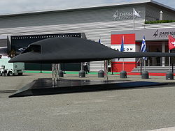 2007航空展中發表的nEUROn 類型 實驗機 生產公司 達梭航太 單位造價 €2500萬歐元 發展自 AVE-C Moyen Duc 戰術無人航具