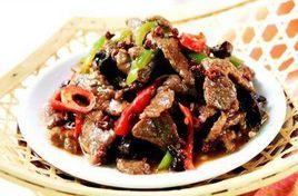 牛肉炒木耳 牛肉炒木耳