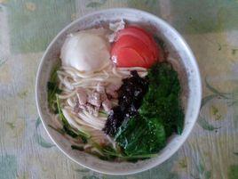 菜鳥級-家常熱湯麵 菜鳥級-家常熱湯麵