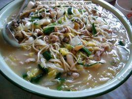 港頭燜面 港頭燜面