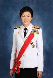 英拉·西那瓦 英拉·西那瓦