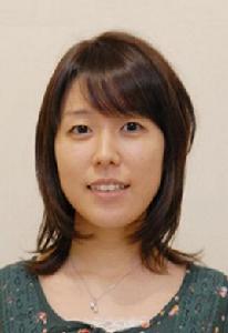 萬波佳奈 萬波佳奈