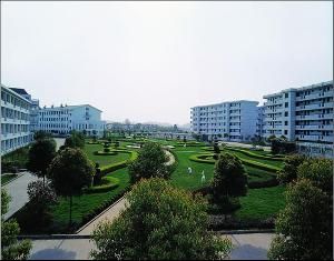 浙江省諸暨市學勉中學 浙江省諸暨市學勉中學