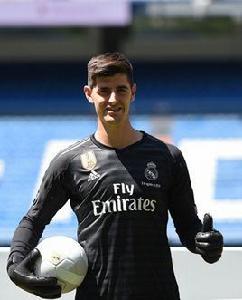 蒂博·庫爾圖瓦 蒂博·庫爾圖瓦