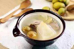 雪梨雪耳瘦肉湯 雪梨雪耳瘦肉湯