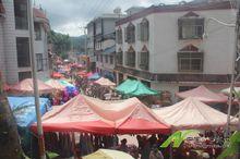 2016年10月1日黎明鄉集市一角