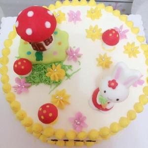 小兔子生日蛋糕