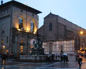 博洛尼亞商業大學 博洛尼亞商業大學