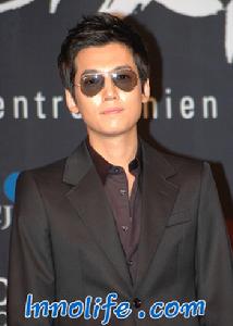 《狗和狼的時間》