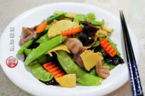 冬筍炒荷蘭豆 冬筍炒荷蘭豆