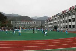 喀什市農三師第一中學 喀什市農三師第一中學