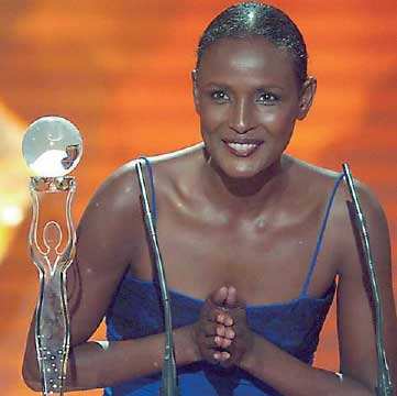 “沙漠之花”——4歲遭強暴、5歲被割禮,最終成為世界頂級超模