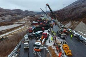 11·21京昆高速特大交通事故 11·21京昆高速特大交通事故