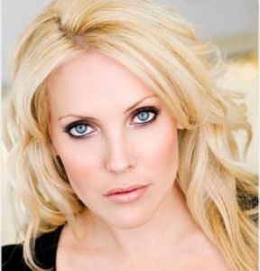 梅塞德斯·麥克納博