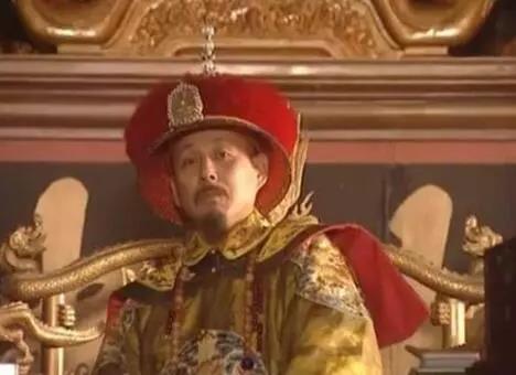 這位不取民一錢的清官,一生得康熙和雍正庇護,活了75歲