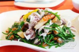 豆乾炒鮮魷 豆乾炒鮮魷