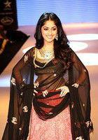 亞米·高塔姆 亞米·高塔姆