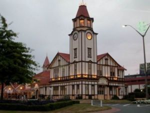 伊莉莎白女王廣場