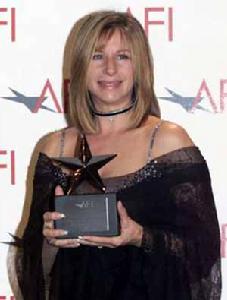 芭芭拉·史翠珊獲美國電影協會頒的終身成就獎